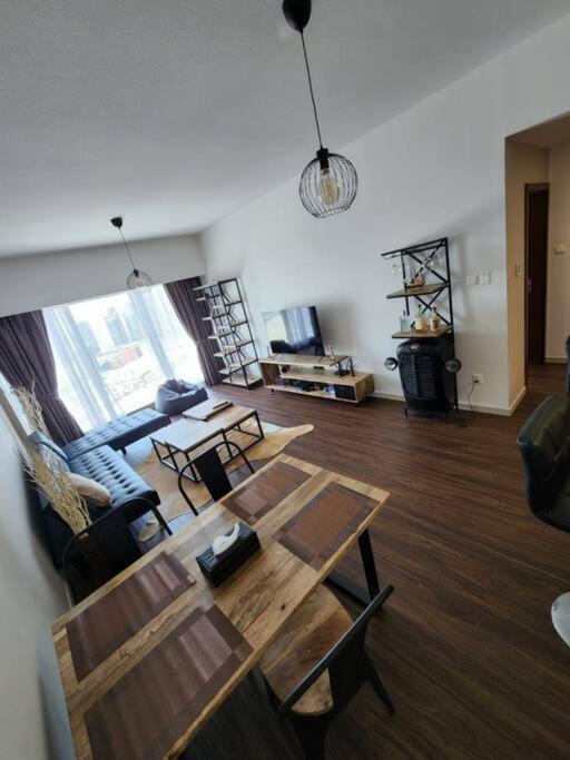 Cozy 1Br In Iconic Tower Leilighet Abu Dhabi Eksteriør bilde