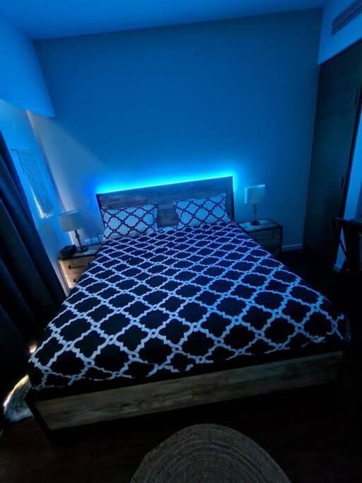 Cozy 1Br In Iconic Tower Leilighet Abu Dhabi Eksteriør bilde